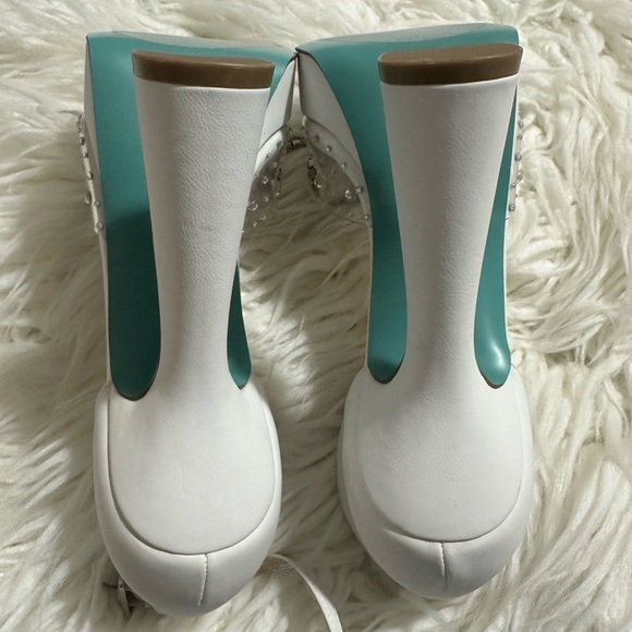 Betsy Johnson Women’s Cher Platform Pump Pointed Toe - Picture 5 of 8